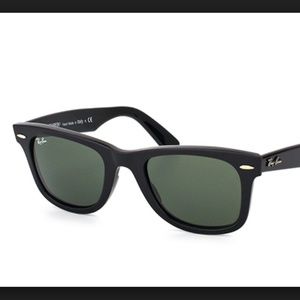 Ray-Ban Original Wayfarer Classic Sunglasses